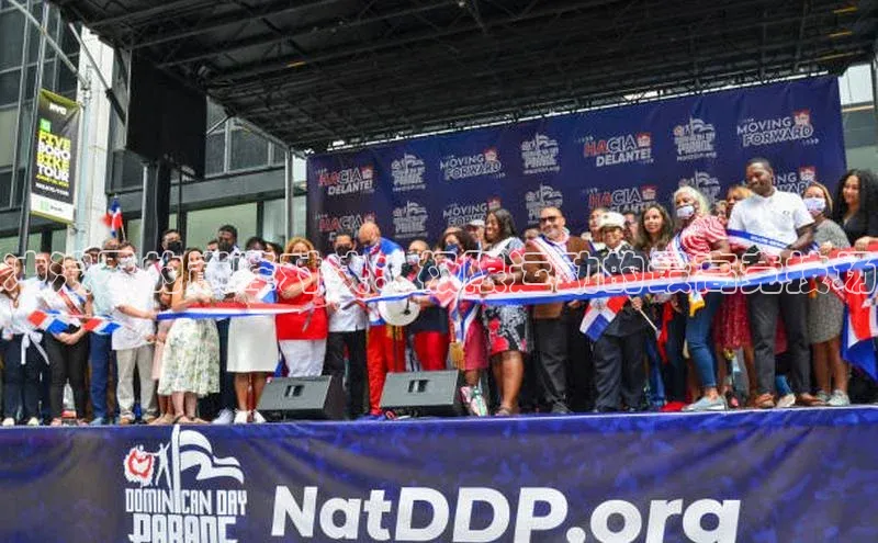 冲浪界的巅峰对决：极限运动的最高竞技场